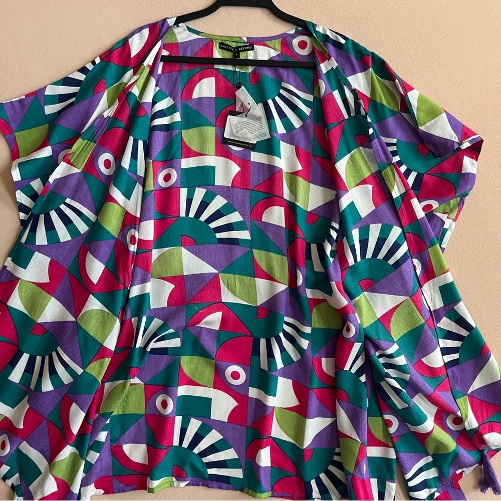 America & Beyond Geo Toucan Viscose Kaftan Kimono Cover-Up Tassel Hem Size S NWT
